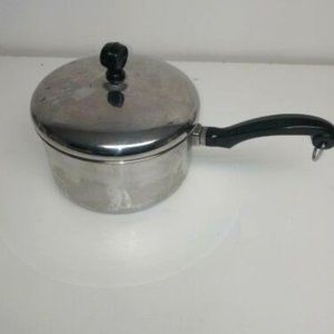 Vintage Farberware 2 Qt Sauce Pan / Pot with Lid